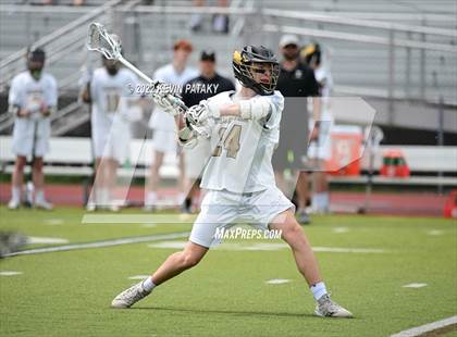 Thumbnail 1 in Amity Regional @ Trumbull photogallery.