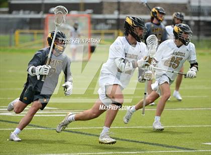 Thumbnail 2 in Amity Regional @ Trumbull photogallery.
