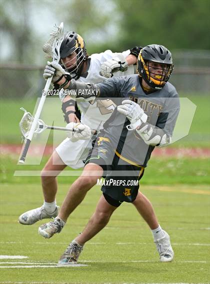 Thumbnail 3 in Amity Regional @ Trumbull photogallery.