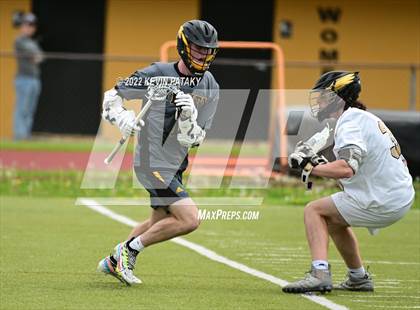 Thumbnail 1 in Amity Regional @ Trumbull photogallery.