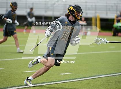Thumbnail 3 in Amity Regional @ Trumbull photogallery.