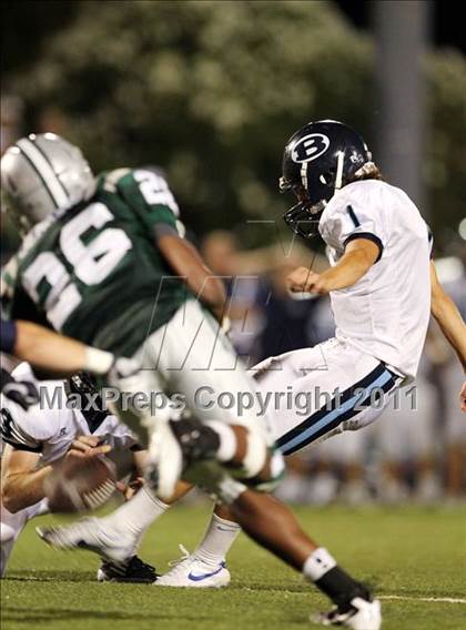 Thumbnail 3 in Bellarmine @ De La Salle photogallery.