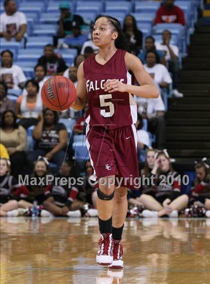 Thumbnail 3 in Forestview vs. South Central (NCHSAA Class 3A Final) photogallery.