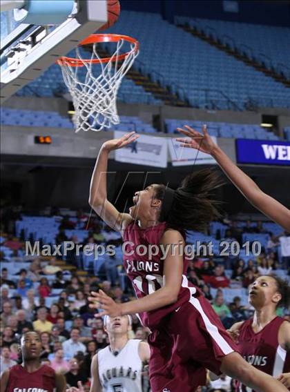 Thumbnail 3 in Forestview vs. South Central (NCHSAA Class 3A Final) photogallery.
