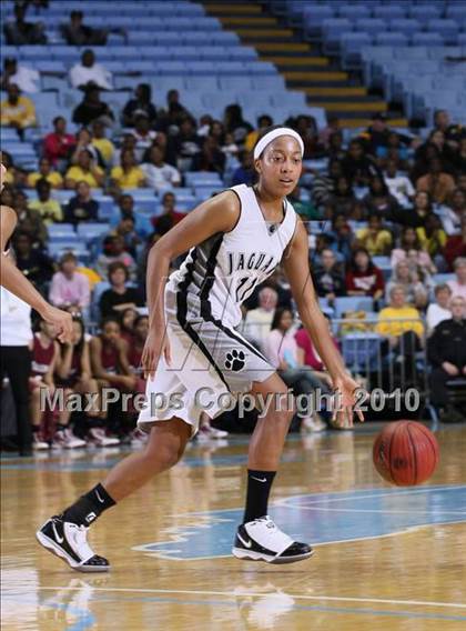 Thumbnail 2 in Forestview vs. South Central (NCHSAA Class 3A Final) photogallery.