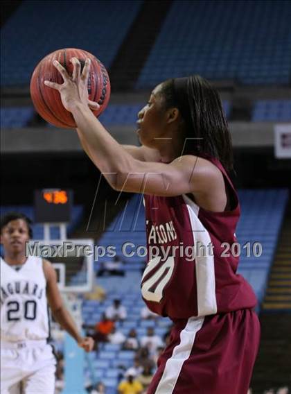 Thumbnail 3 in Forestview vs. South Central (NCHSAA Class 3A Final) photogallery.