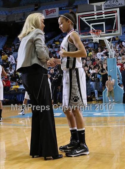 Thumbnail 3 in Forestview vs. South Central (NCHSAA Class 3A Final) photogallery.