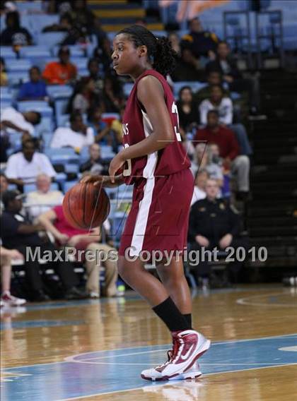 Thumbnail 2 in Forestview vs. South Central (NCHSAA Class 3A Final) photogallery.