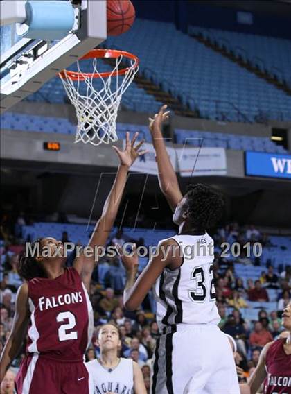 Thumbnail 1 in Forestview vs. South Central (NCHSAA Class 3A Final) photogallery.