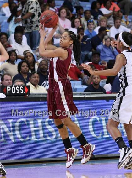 Thumbnail 3 in Forestview vs. South Central (NCHSAA Class 3A Final) photogallery.