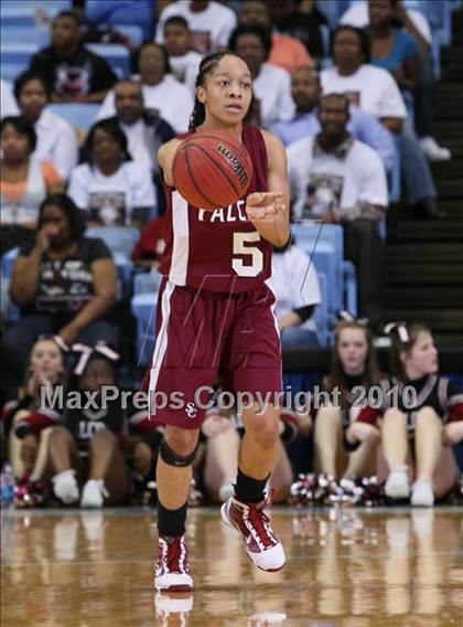 Thumbnail 2 in Forestview vs. South Central (NCHSAA Class 3A Final) photogallery.
