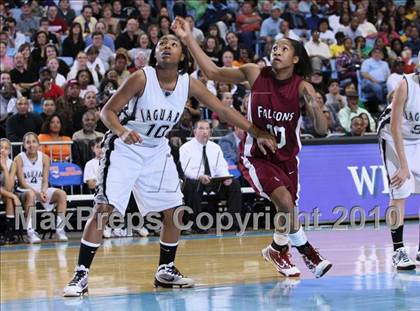 Thumbnail 3 in Forestview vs. South Central (NCHSAA Class 3A Final) photogallery.