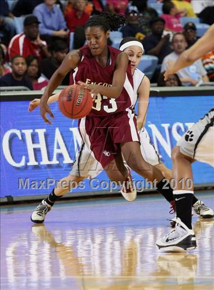 Thumbnail 1 in Forestview vs. South Central (NCHSAA Class 3A Final) photogallery.