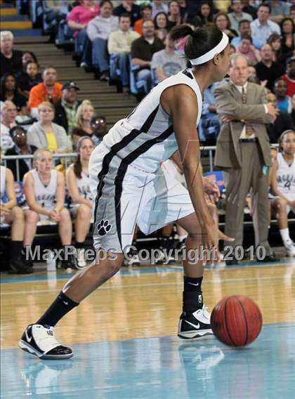 Thumbnail 3 in Forestview vs. South Central (NCHSAA Class 3A Final) photogallery.