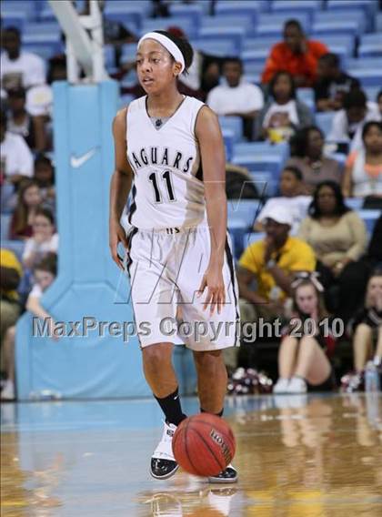 Thumbnail 1 in Forestview vs. South Central (NCHSAA Class 3A Final) photogallery.