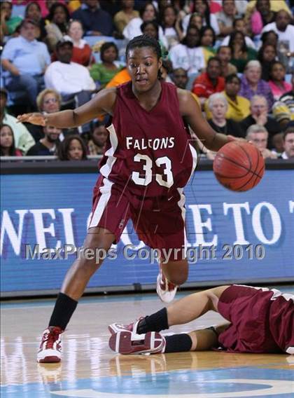 Thumbnail 3 in Forestview vs. South Central (NCHSAA Class 3A Final) photogallery.