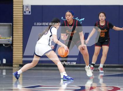 Thumbnail 3 in Arcadia vs Maranatha photogallery.