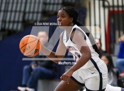 Thumbnail 1 in Arcadia vs Maranatha photogallery.