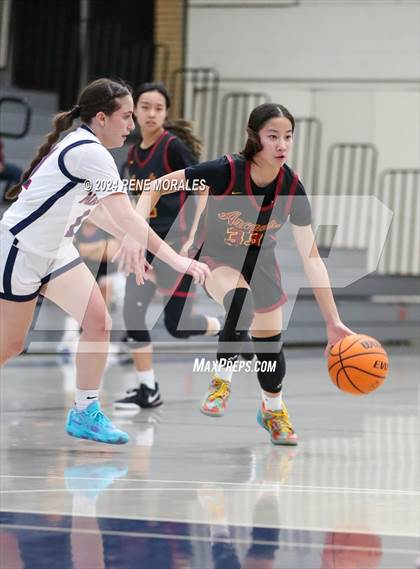 Thumbnail 3 in Arcadia vs Maranatha photogallery.