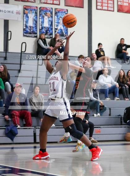 Thumbnail 2 in Arcadia vs Maranatha photogallery.