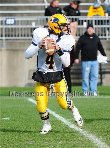 Thumbnail 3 in Ledyard vs. Ansonia (CIAC Class M Final) photogallery.