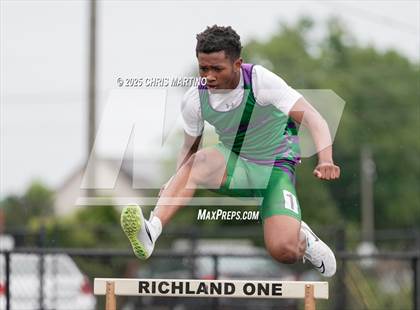 Thumbnail 2 in SCHSL 4A District 3 Qualifiers (Track Events) photogallery.
