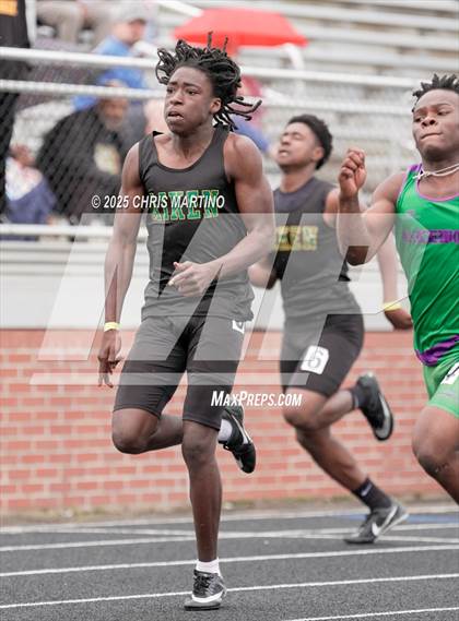 Thumbnail 1 in SCHSL 4A District 3 Qualifiers (Track Events) photogallery.