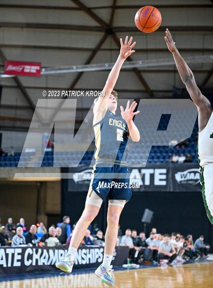 Thumbnail 3 in Arlington vs. Auburn (WIAA Round of 12) photogallery.