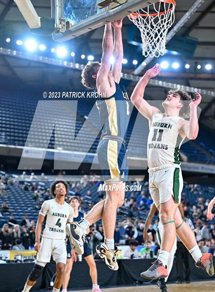 Thumbnail 3 in Arlington vs. Auburn (WIAA Round of 12) photogallery.