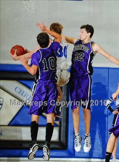 Thumbnail 2 in Northwest Christian @ Valley Christian photogallery.