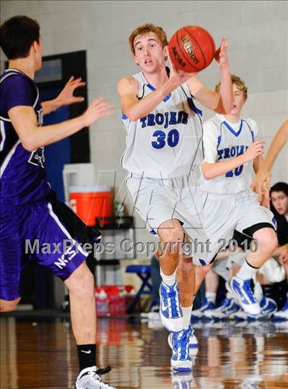 Thumbnail 2 in Northwest Christian @ Valley Christian photogallery.