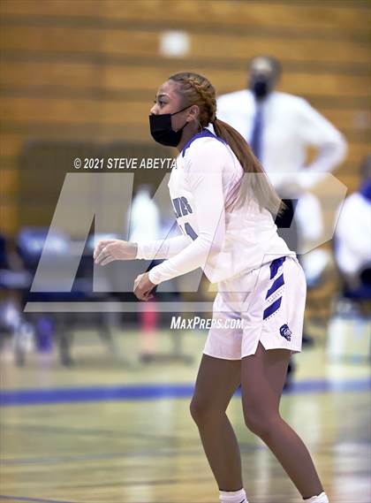 Thumbnail 3 in Mullen @ Grandview photogallery.