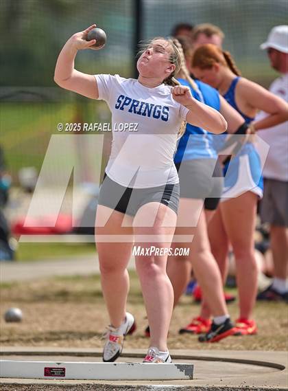 Thumbnail 3 in CCISD Ruben C Jordan Relays (Shot Put) photogallery.