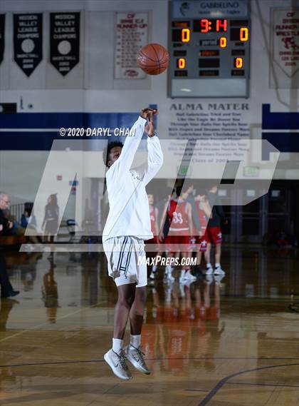 Thumbnail 1 in Santa Ana @ Gabrielino (CIF D5AA First Round) photogallery.