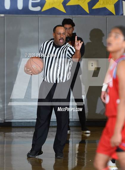 Thumbnail 2 in Santa Ana @ Gabrielino (CIF D5AA First Round) photogallery.