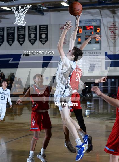 Thumbnail 3 in Santa Ana @ Gabrielino (CIF D5AA First Round) photogallery.