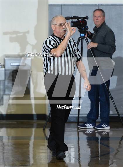 Thumbnail 2 in Santa Ana @ Gabrielino (CIF D5AA First Round) photogallery.