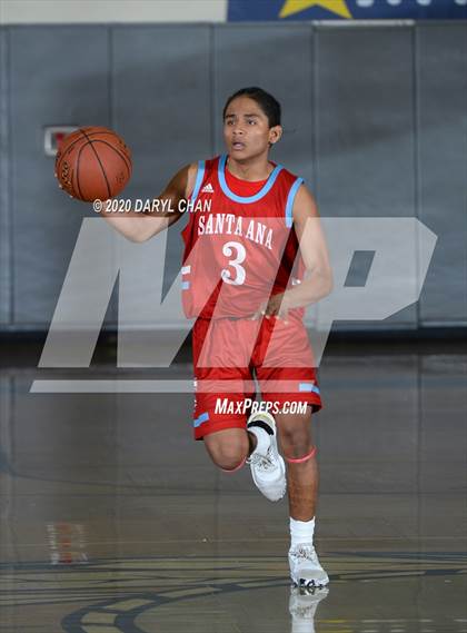 Thumbnail 3 in Santa Ana @ Gabrielino (CIF D5AA First Round) photogallery.