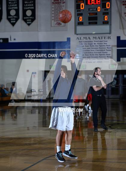 Thumbnail 3 in Santa Ana @ Gabrielino (CIF D5AA First Round) photogallery.