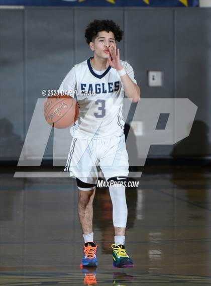 Thumbnail 3 in Santa Ana @ Gabrielino (CIF D5AA First Round) photogallery.
