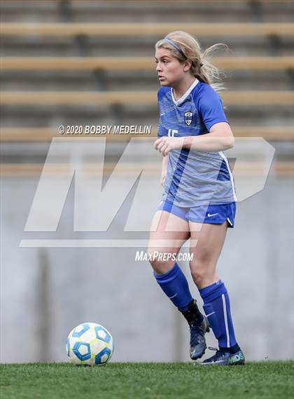 Thumbnail 2 in Leigh @ Clovis (CIF SoCal Regional D2 Final) photogallery.
