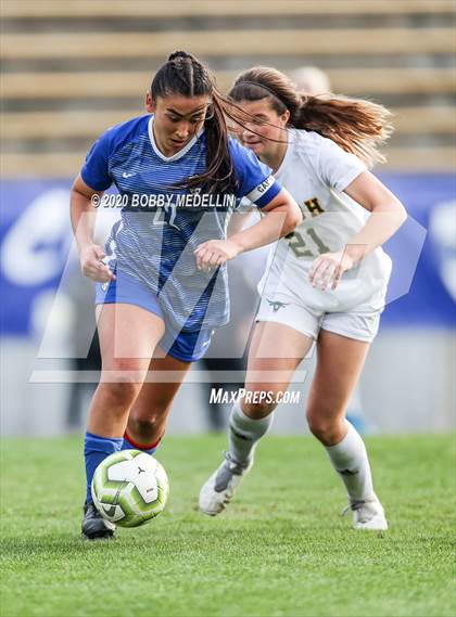 Thumbnail 1 in Leigh @ Clovis (CIF SoCal Regional D2 Final) photogallery.