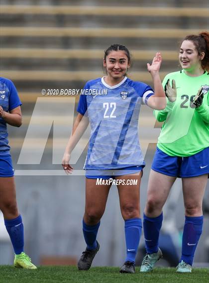 Thumbnail 2 in Leigh @ Clovis (CIF SoCal Regional D2 Final) photogallery.