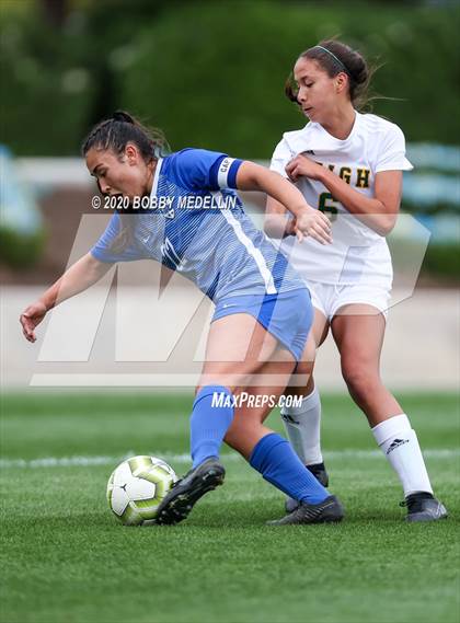Thumbnail 2 in Leigh @ Clovis (CIF SoCal Regional D2 Final) photogallery.