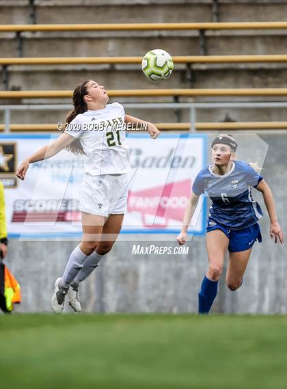 Thumbnail 2 in Leigh @ Clovis (CIF SoCal Regional D2 Final) photogallery.