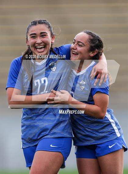 Thumbnail 3 in Leigh @ Clovis (CIF SoCal Regional D2 Final) photogallery.