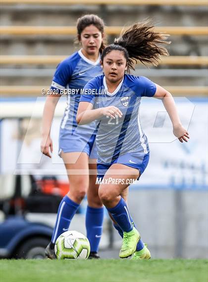 Thumbnail 3 in Leigh @ Clovis (CIF SoCal Regional D2 Final) photogallery.