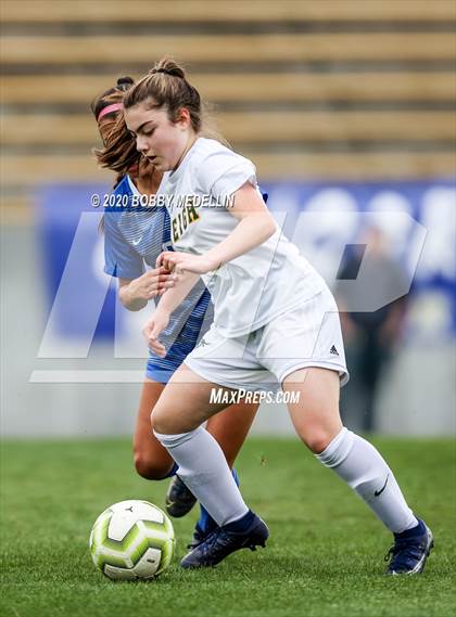 Thumbnail 3 in Leigh @ Clovis (CIF SoCal Regional D2 Final) photogallery.