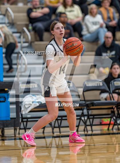 Thumbnail 1 in Kearney @ Lincoln Southeast photogallery.