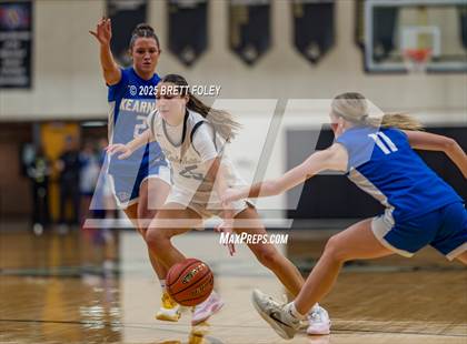 Thumbnail 2 in Kearney @ Lincoln Southeast photogallery.